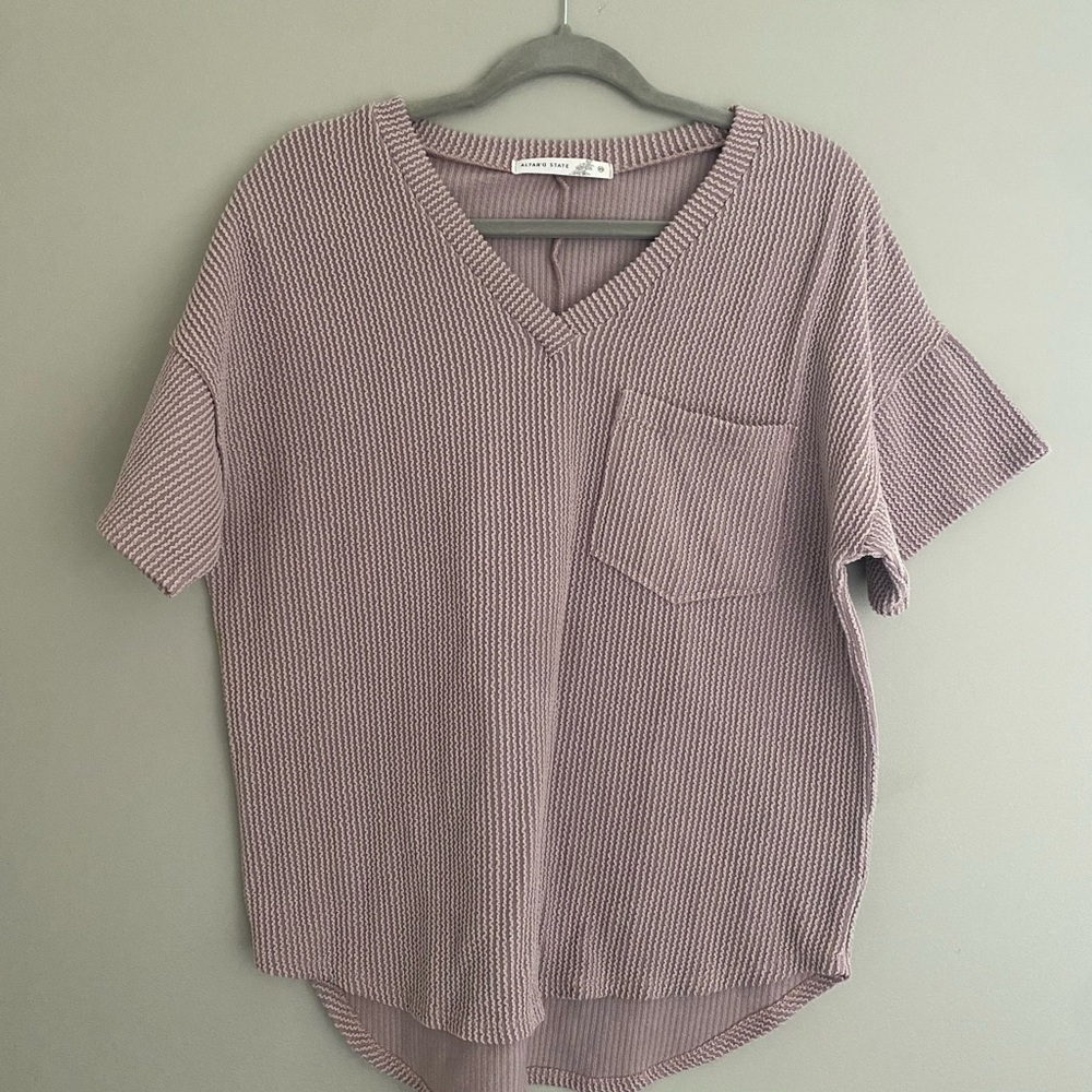 Altar’d State Casual Mauve V-Neck Top